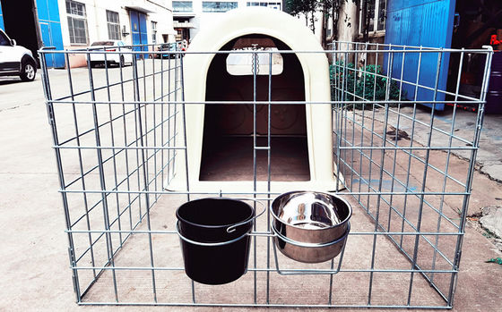 Giá tốt Farm Use Dairy Calf Hutch Plastic Calf House Customization 8mm Thickness trực tuyến